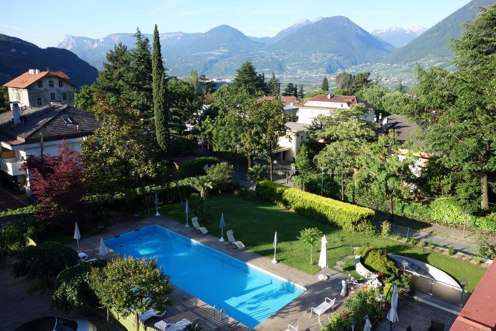 Hotel Tiffany Merano Bagian luar foto