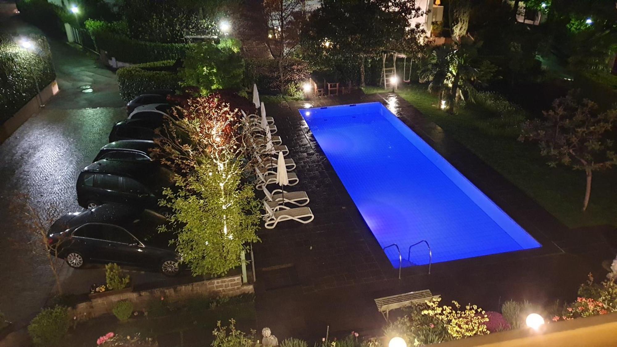 Hotel Tiffany Merano Bagian luar foto