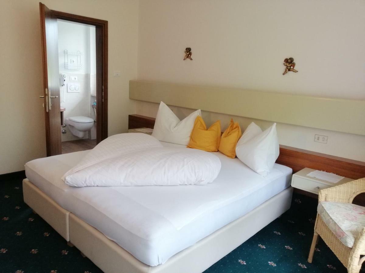 Hotel Tiffany Merano Bagian luar foto